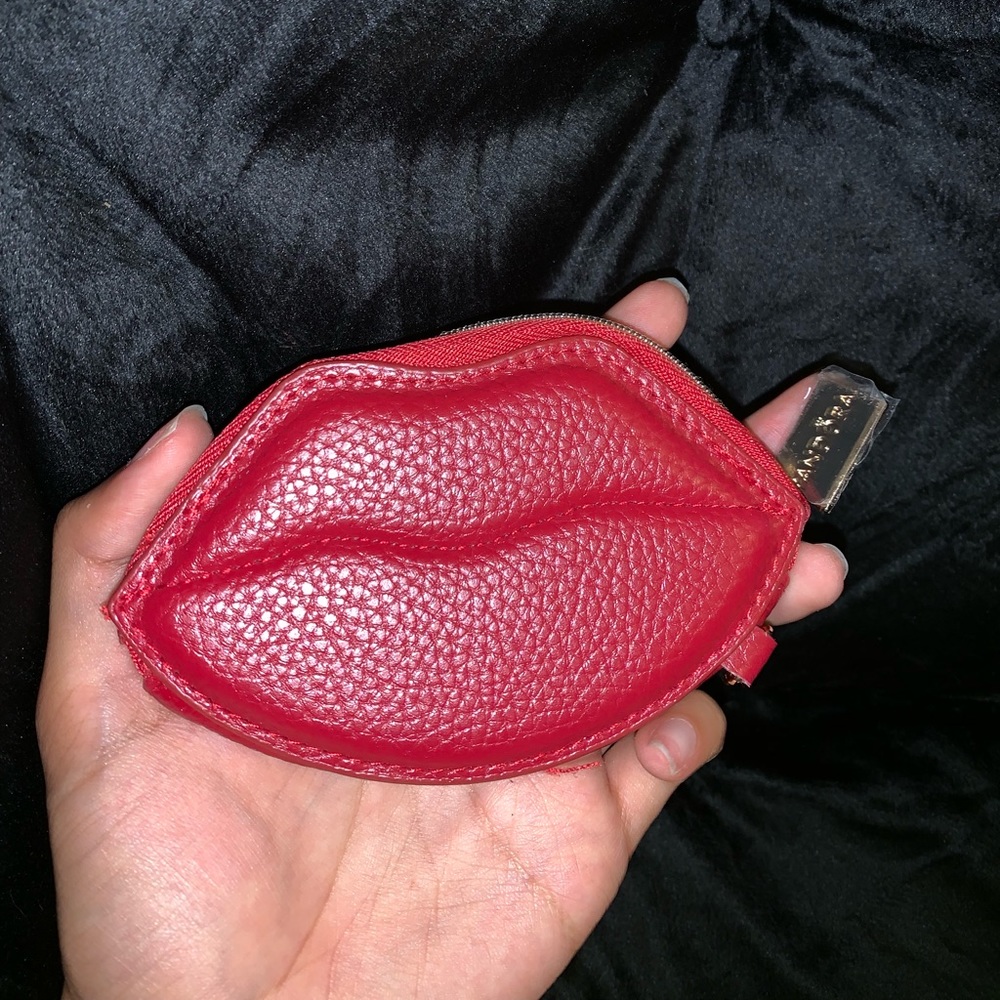 Brand New Small Lip Purse